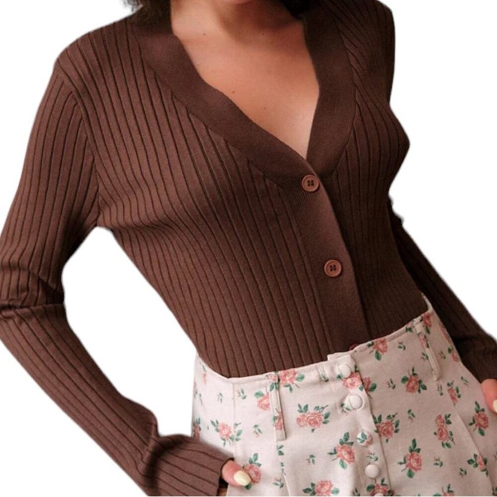 NWT RIHOAS The Solid V-Neck Ribbed Knit Top/Sweater in Coffee - Large